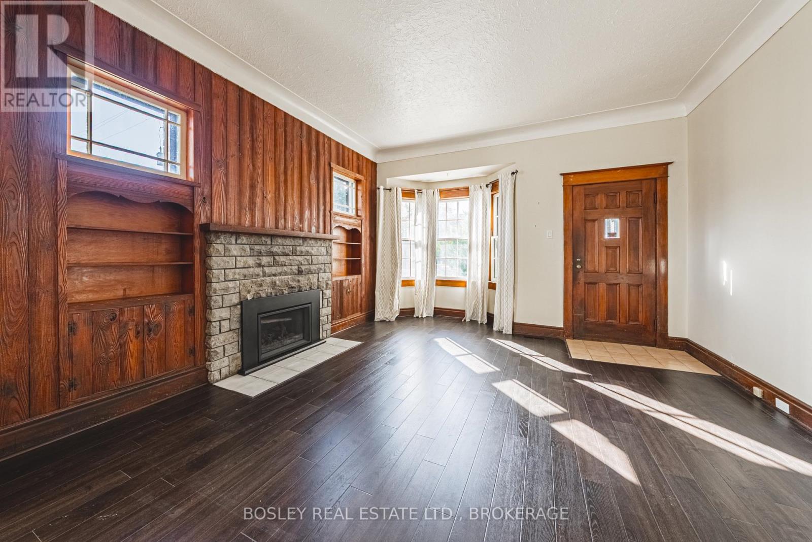 14 George Street, St. Catharines, Ontario  L2N 3R2 - Photo 8 - X12471844