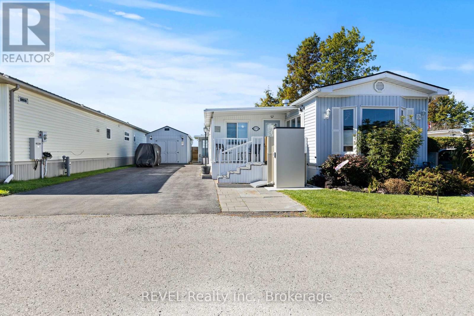 171 - 3033 Townline Road S, Fort Erie, Ontario  L0S 1S0 - Photo 2 - X12471870
