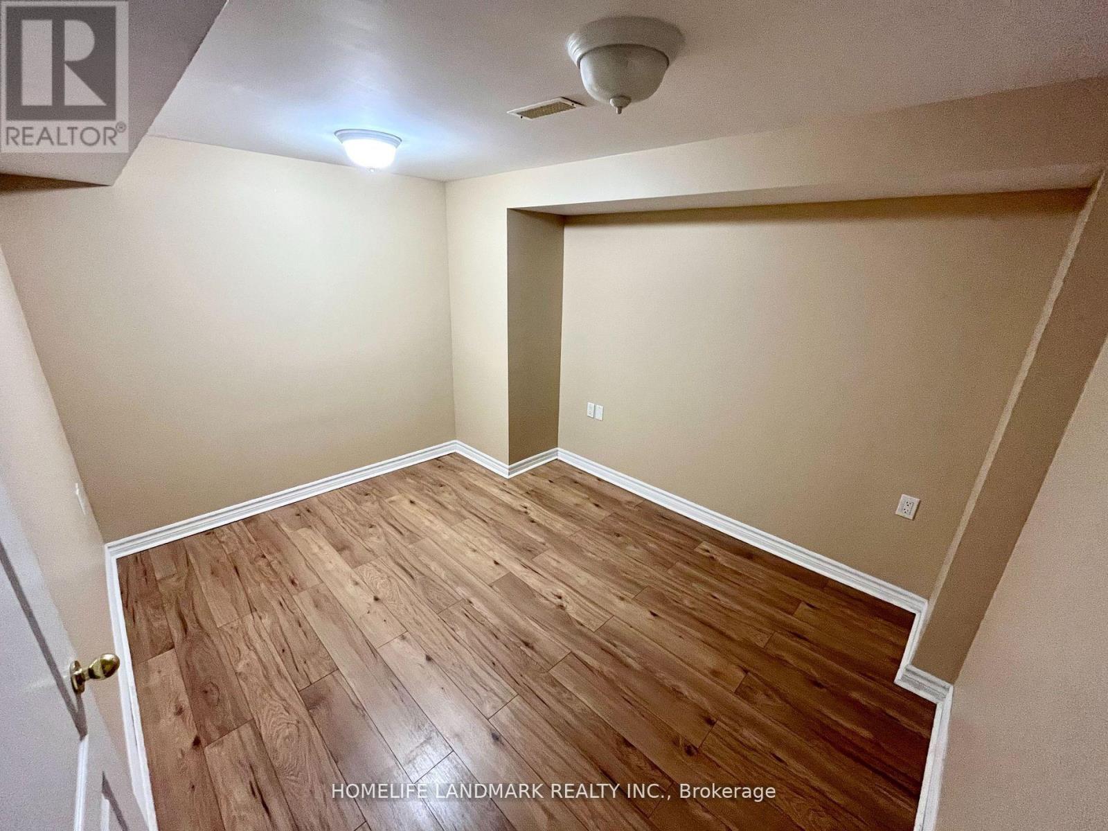 31 Leamdeadow Road, Vaughan, Ontario  L4J 8R6 - Photo 7 - N12471805