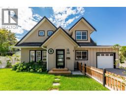 530 Rowcliffe Avenue, kelowna, British Columbia