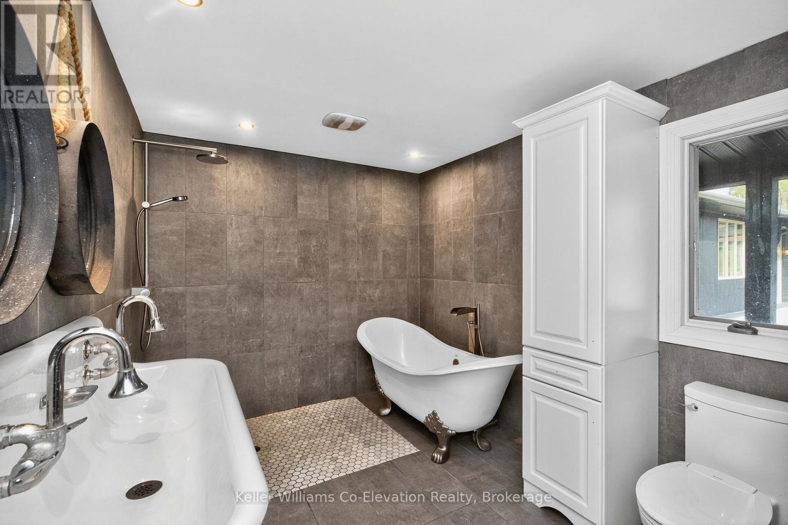 1076 Beaver Lane, Springwater, Ontario  L9X 0M1 - Photo 23 - S12471880