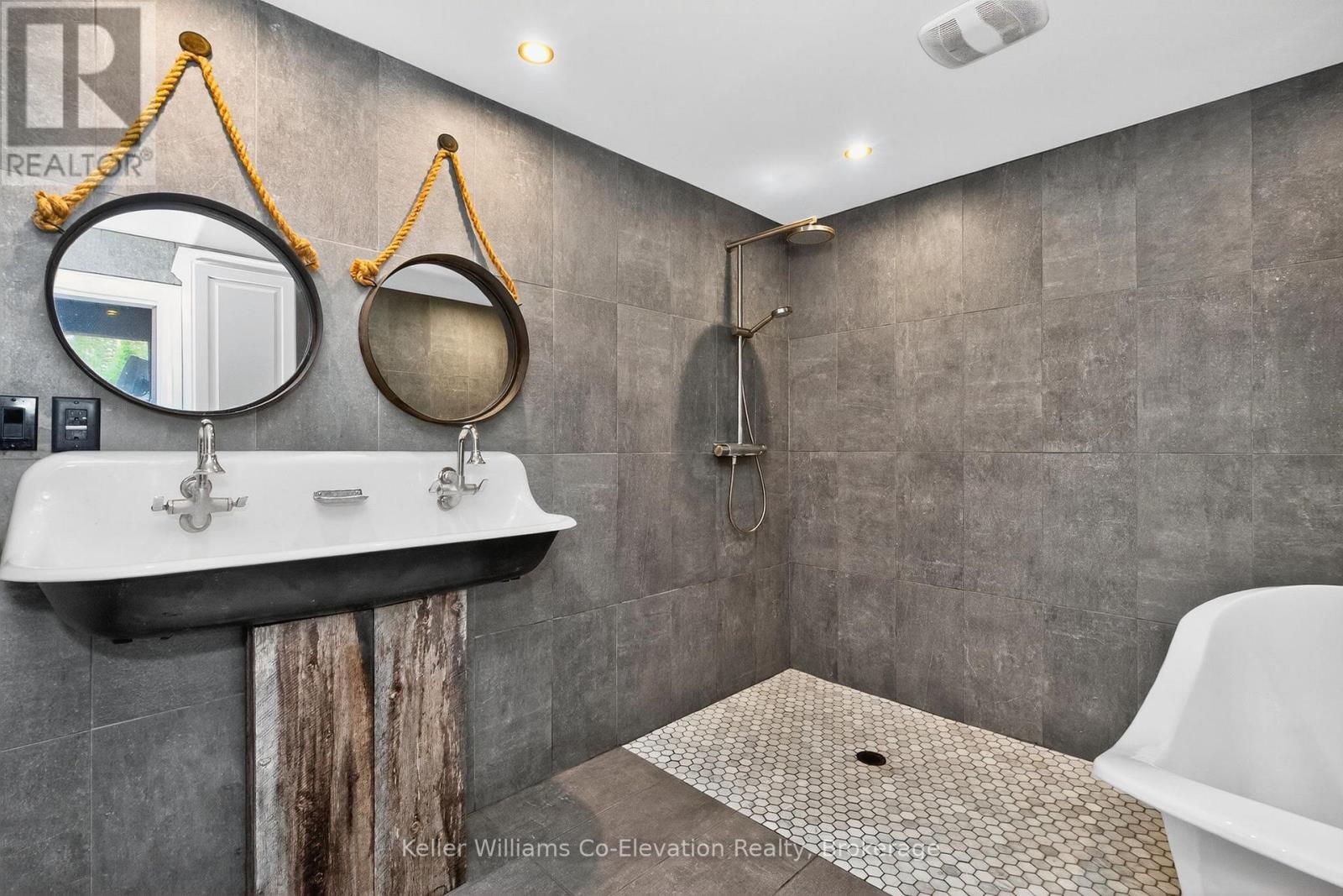 1076 Beaver Lane, Springwater, Ontario  L9X 0M1 - Photo 24 - S12471880