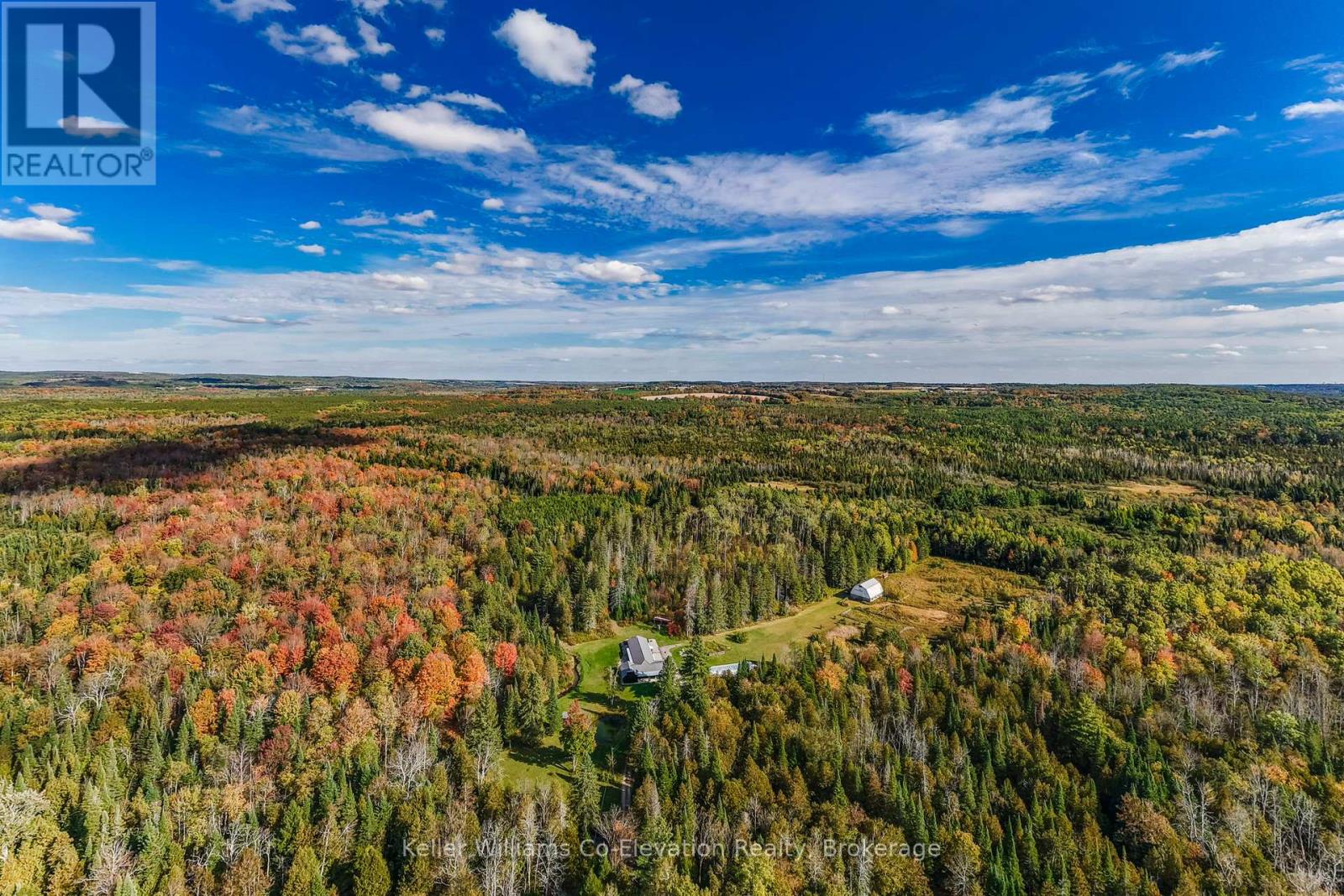 1076 Beaver Lane, Springwater, Ontario  L9X 0M1 - Photo 3 - S12471880