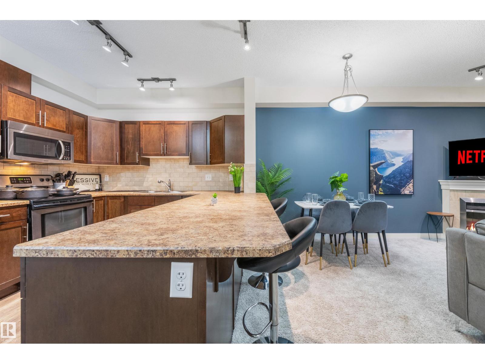 #120 2035 Grantham Ct Nw, Edmonton, Alberta  T5T 3X4 - Photo 5 - E4462799