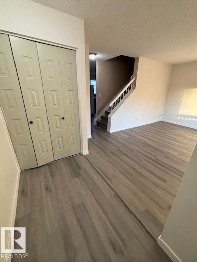 5512 38b Av Nw, Edmonton, Alberta  T6L 1W3 - Photo 10 - E4462800