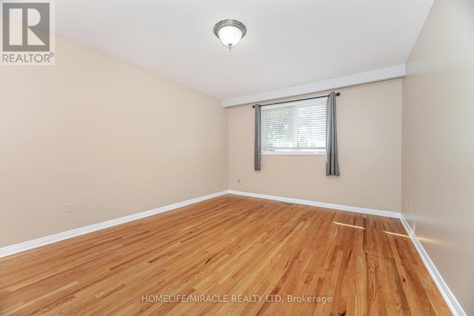 56 Norbert Road, Brampton (Brampton South), Ontario  L6Y 2K1 - Photo 18 - W12471738