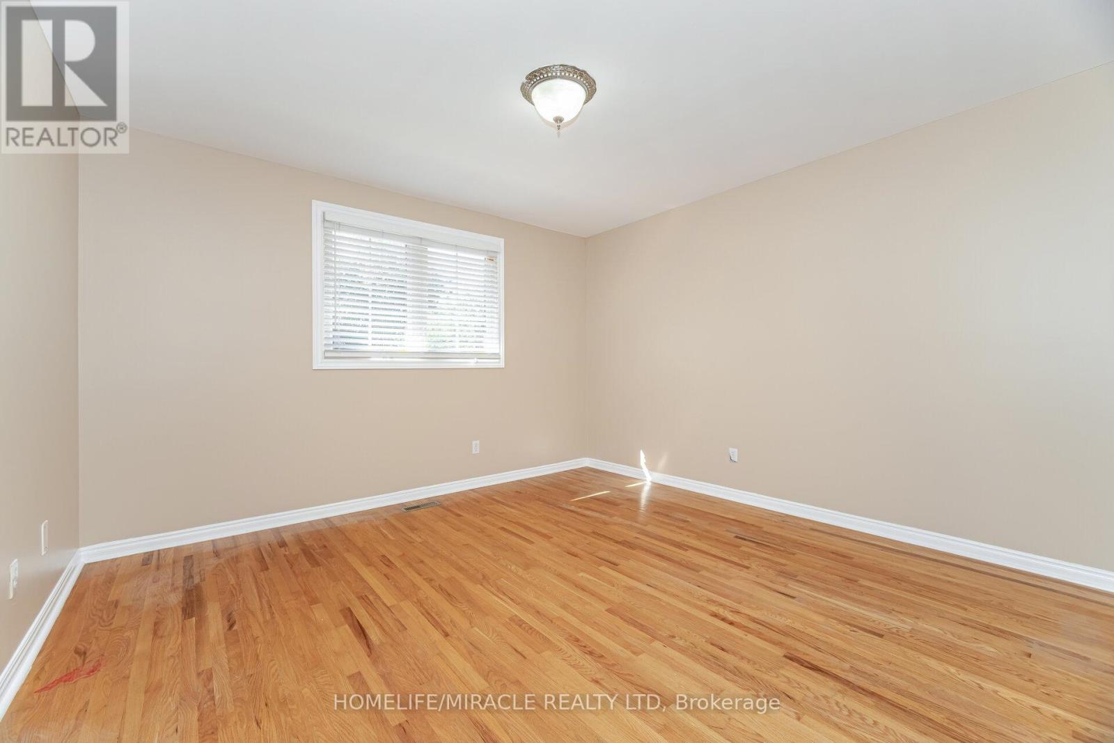 56 Norbert Road, Brampton (Brampton South), Ontario  L6Y 2K1 - Photo 21 - W12471738