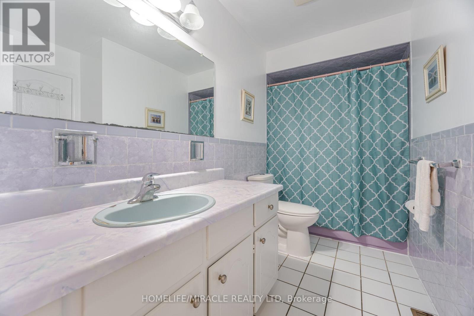 56 Norbert Road, Brampton (Brampton South), Ontario  L6Y 2K1 - Photo 25 - W12471738