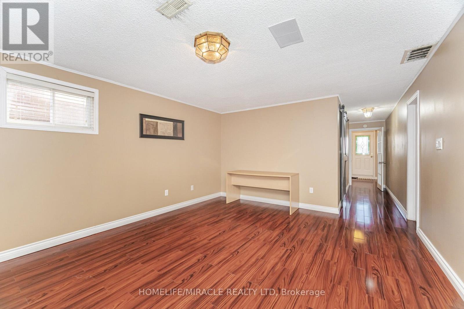 56 Norbert Road, Brampton (Brampton South), Ontario  L6Y 2K1 - Photo 30 - W12471738