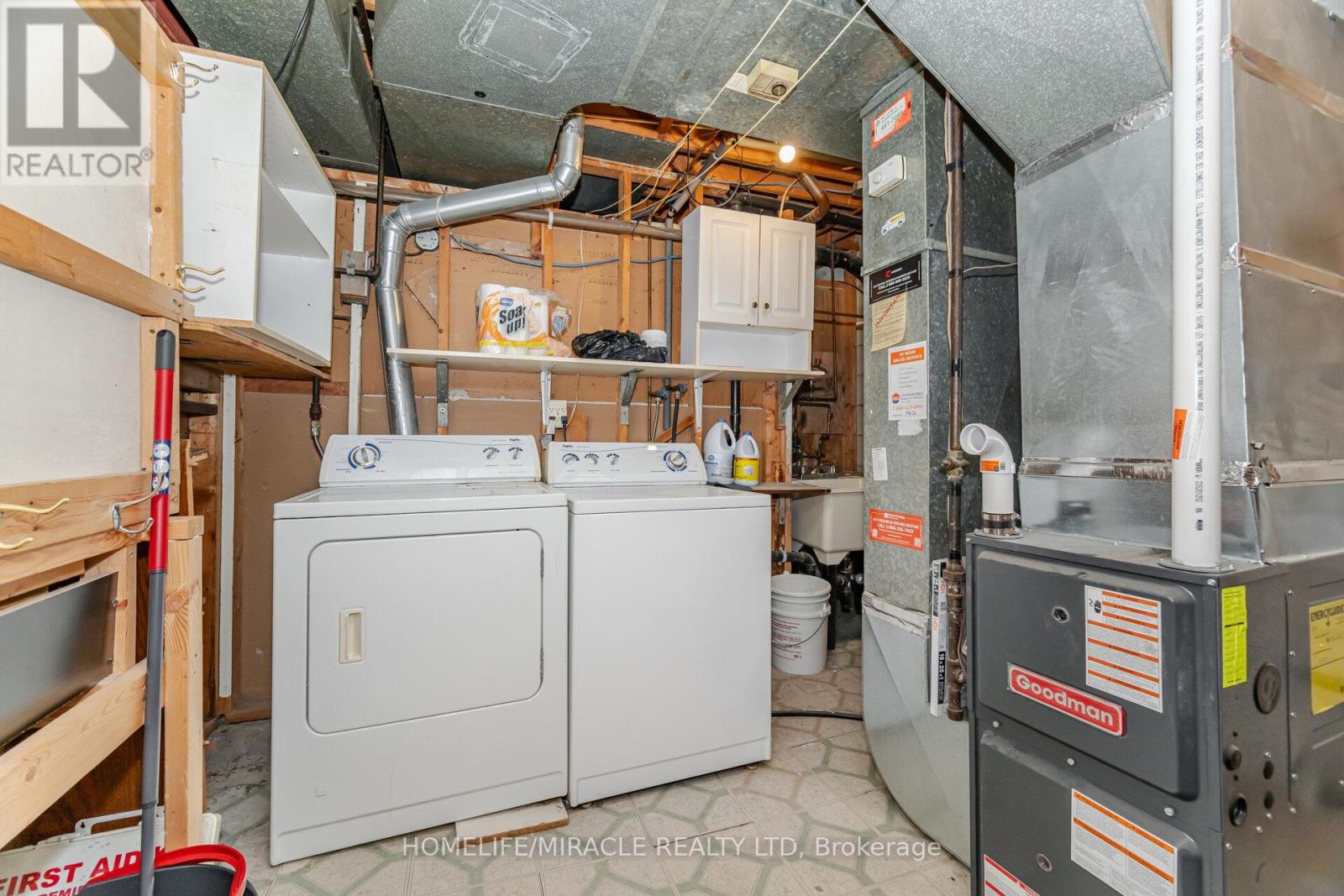 56 Norbert Road, Brampton (Brampton South), Ontario  L6Y 2K1 - Photo 39 - W12471738