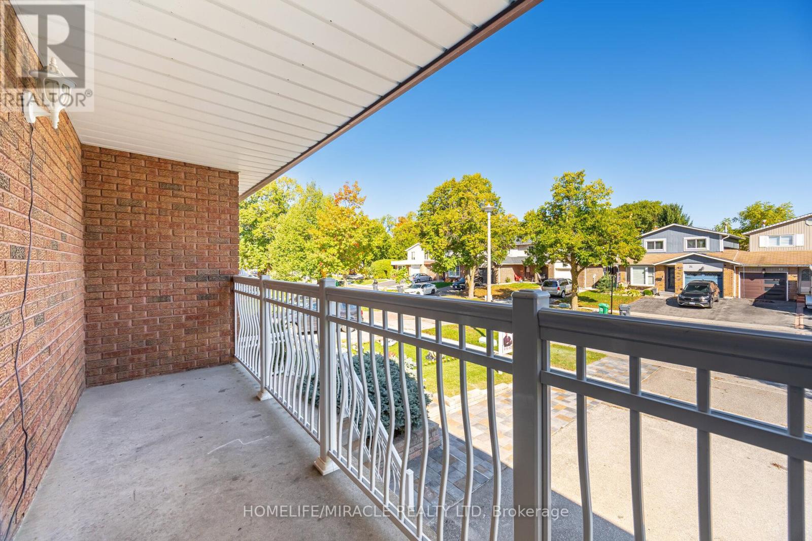 56 Norbert Road, Brampton (Brampton South), Ontario  L6Y 2K1 - Photo 9 - W12471738