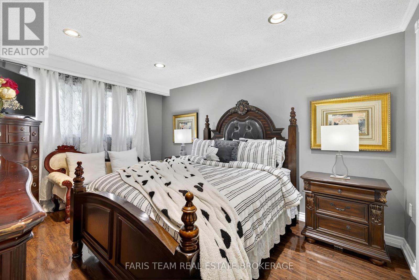 38 Collingdale Road, Toronto (Mount Olive-Silverstone-Jamestown), Ontario  M9V 3R1 - Photo 14 - W12471768