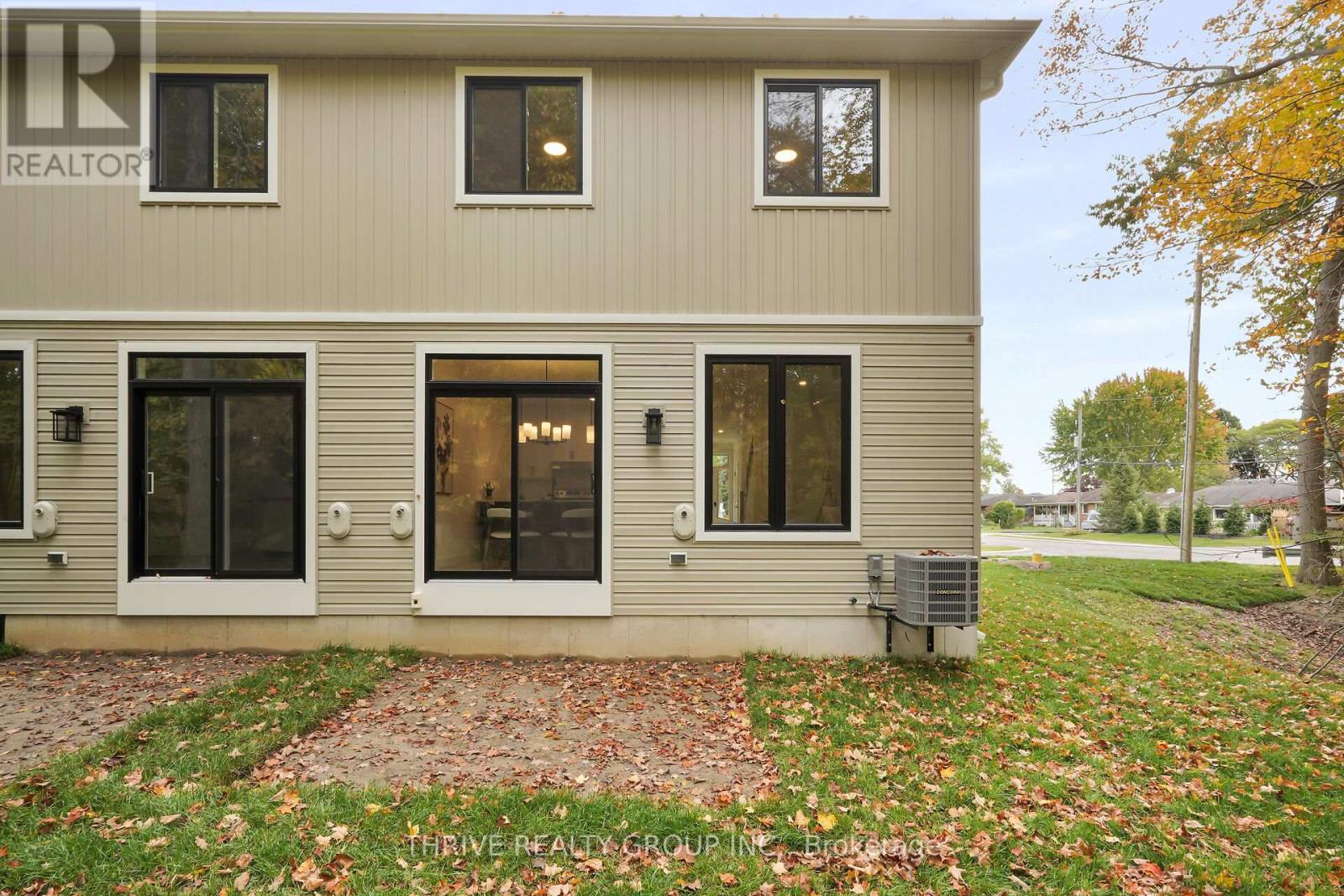 10 - 279 Hill Street, Central Elgin, Ontario  N5L 0C4 - Photo 43 - X12403690