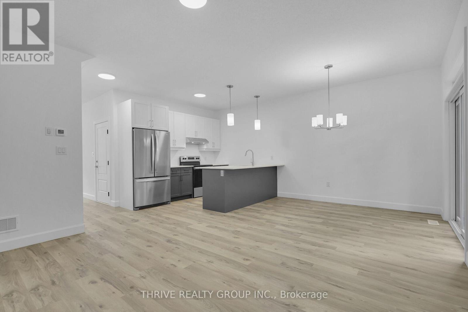 4 - 279 Hill Street, Central Elgin, Ontario  N5L 0C4 - Photo 11 - X12403713