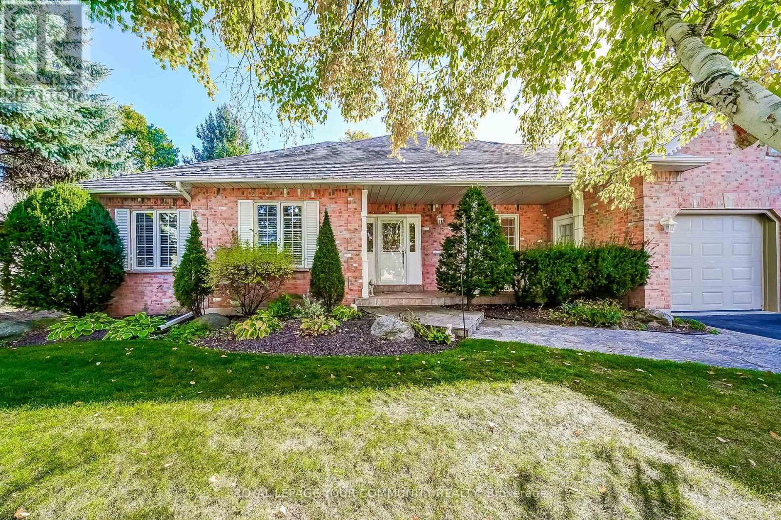 53 David Willson Trail, East Gwillimbury, Ontario  L0G 1V0 - Photo 3 - N12471707