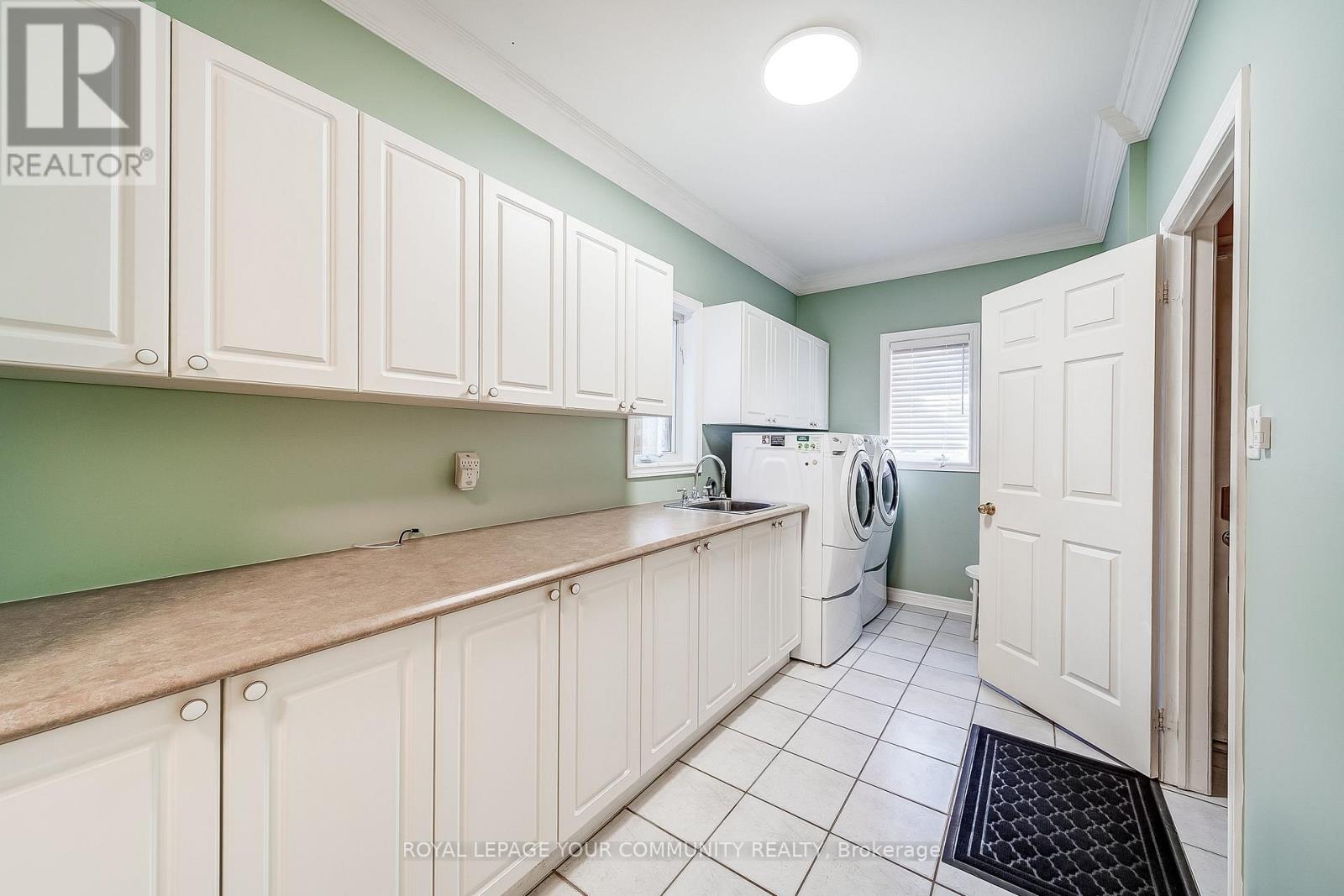 53 David Willson Trail, East Gwillimbury, Ontario  L0G 1V0 - Photo 10 - N12471707