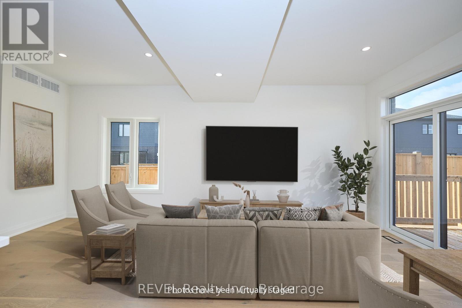 7453 Matteo Drive, Niagara Falls (Brown), Ontario  L2H 3T3 - Photo 15 - X12444045