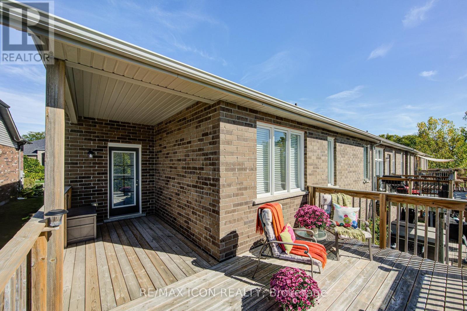 308 Fairway Road, Woodstock (Woodstock - North), Ontario  N4T 0A4 - Photo 30 - X12471755