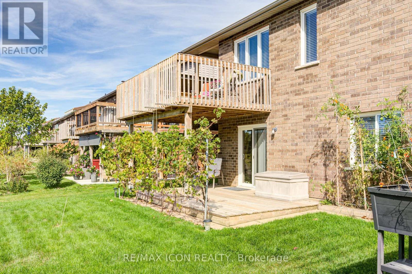 308 Fairway Road, Woodstock (Woodstock - North), Ontario  N4T 0A4 - Photo 32 - X12471755
