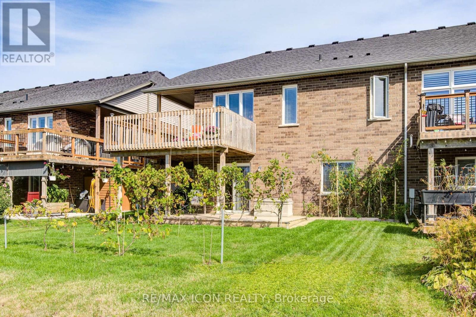308 Fairway Road, Woodstock (Woodstock - North), Ontario  N4T 0A4 - Photo 33 - X12471755