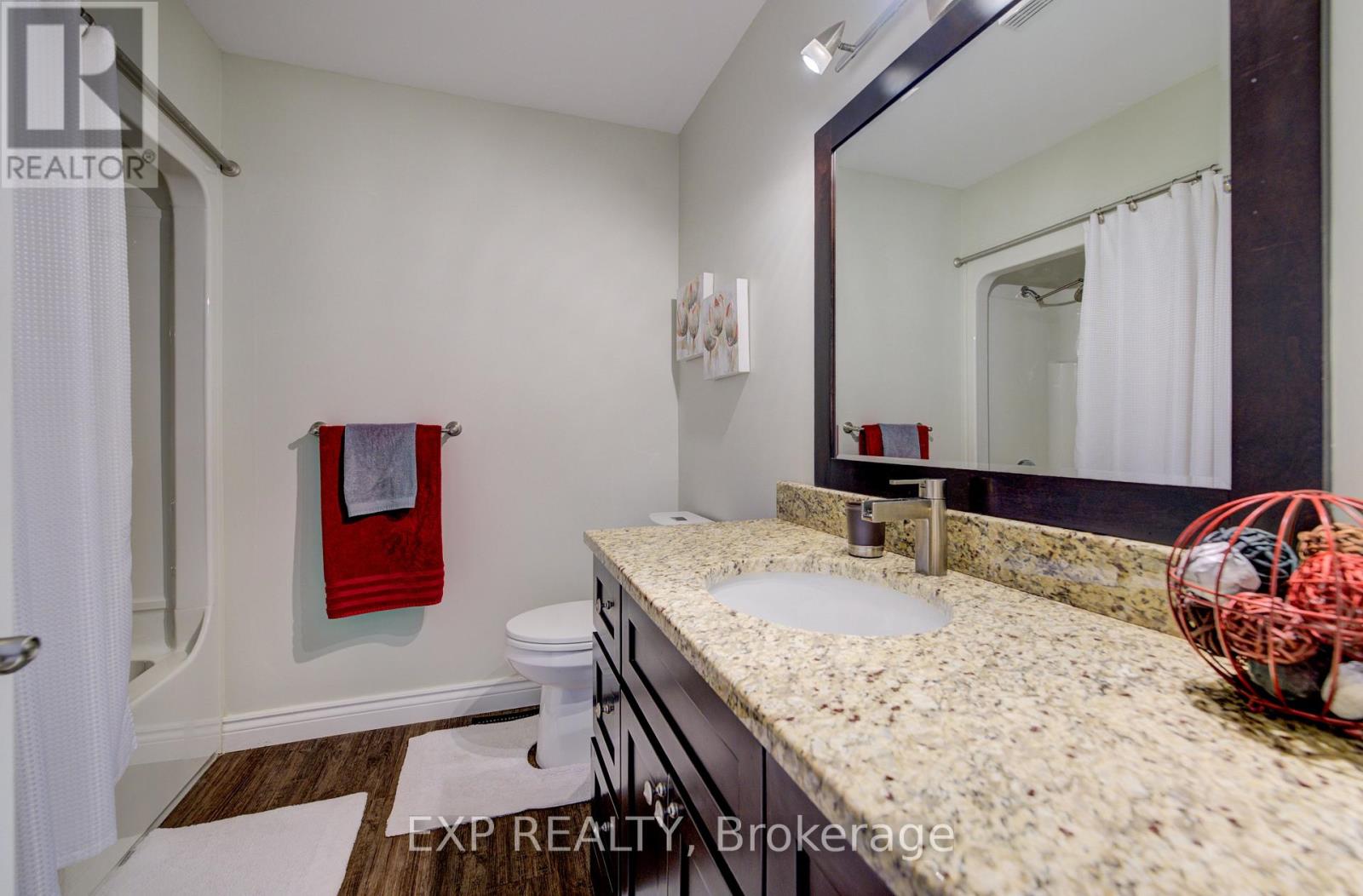 28 Musselman Crescent, Woolwich, Ontario  N0B 1N0 - Photo 22 - X12471769