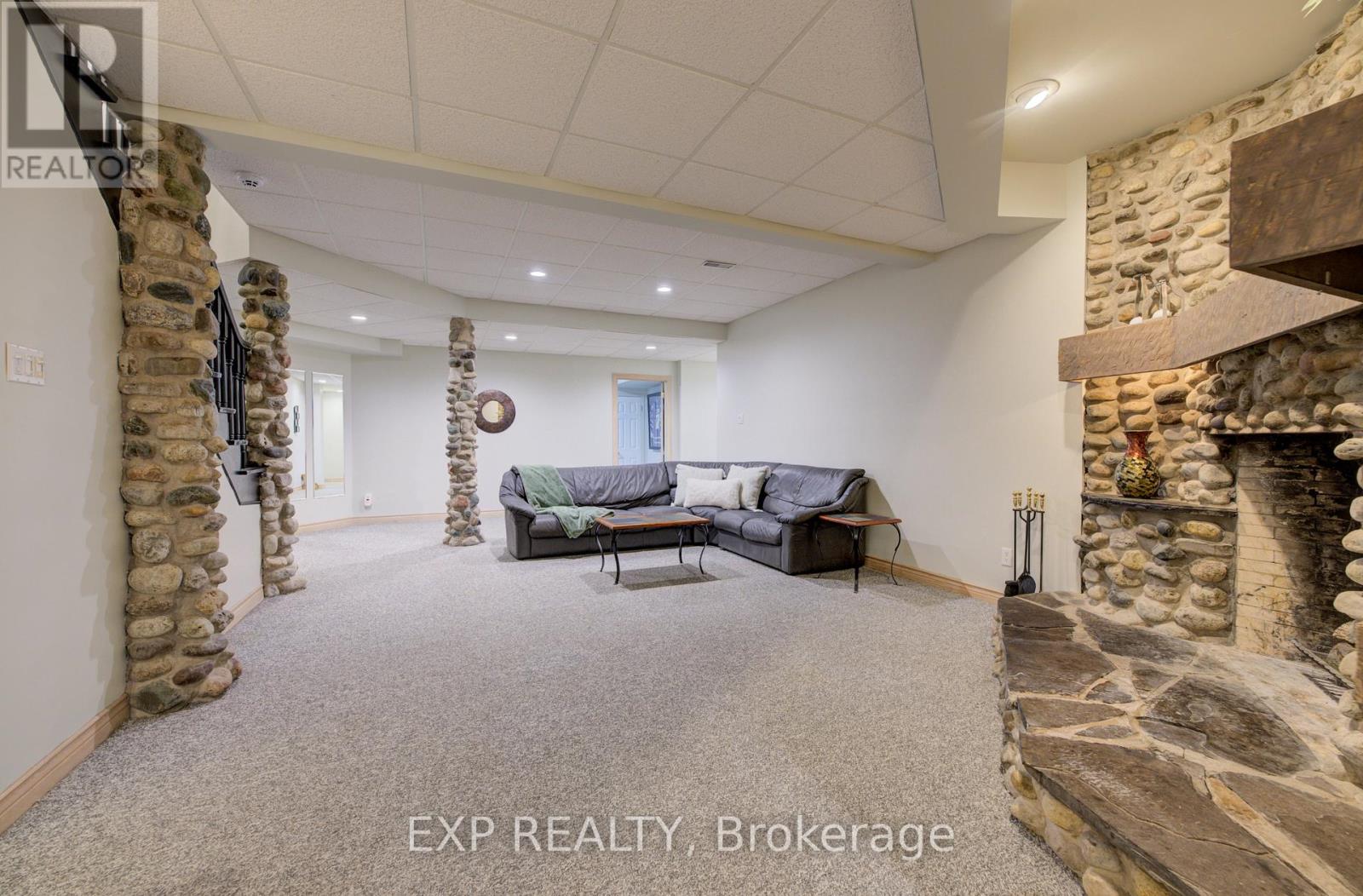 28 Musselman Crescent, Woolwich, Ontario  N0B 1N0 - Photo 26 - X12471769