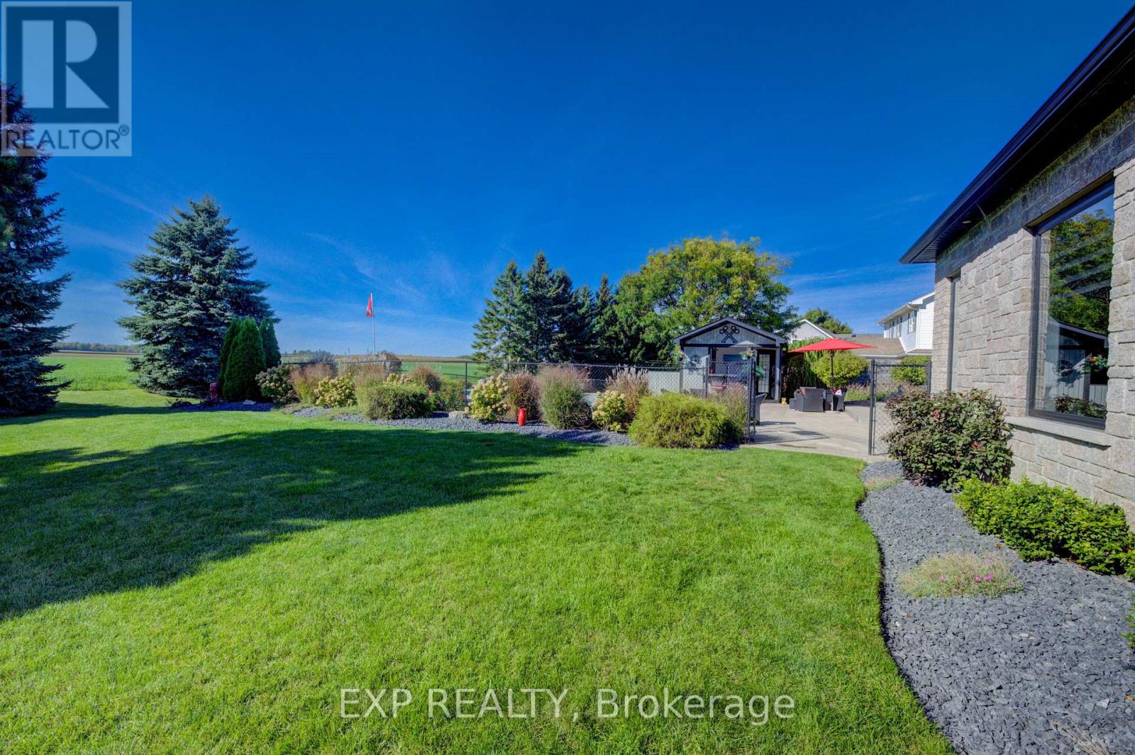 28 Musselman Crescent, Woolwich, Ontario  N0B 1N0 - Photo 32 - X12471769