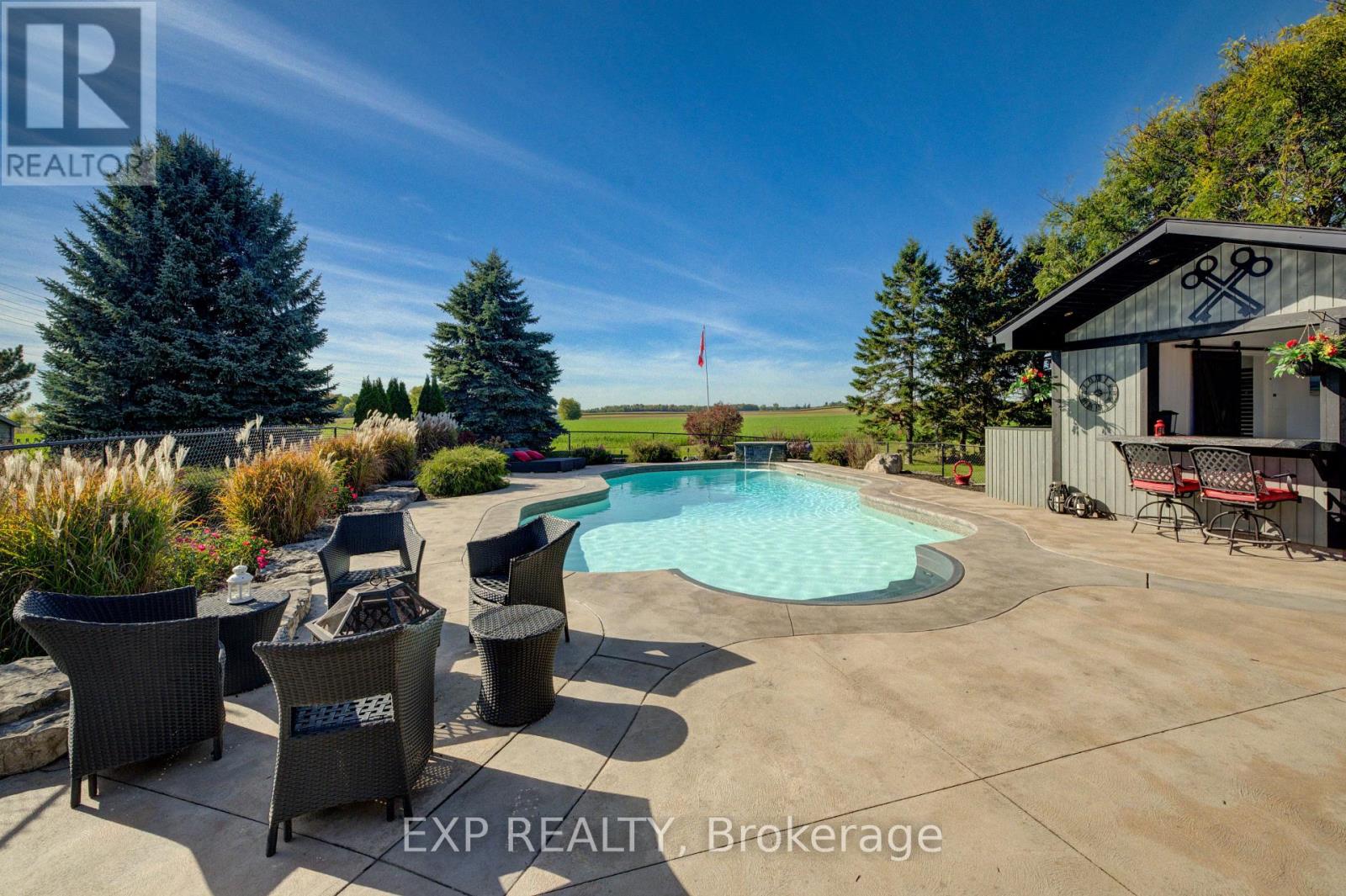 28 Musselman Crescent, Woolwich, Ontario  N0B 1N0 - Photo 34 - X12471769