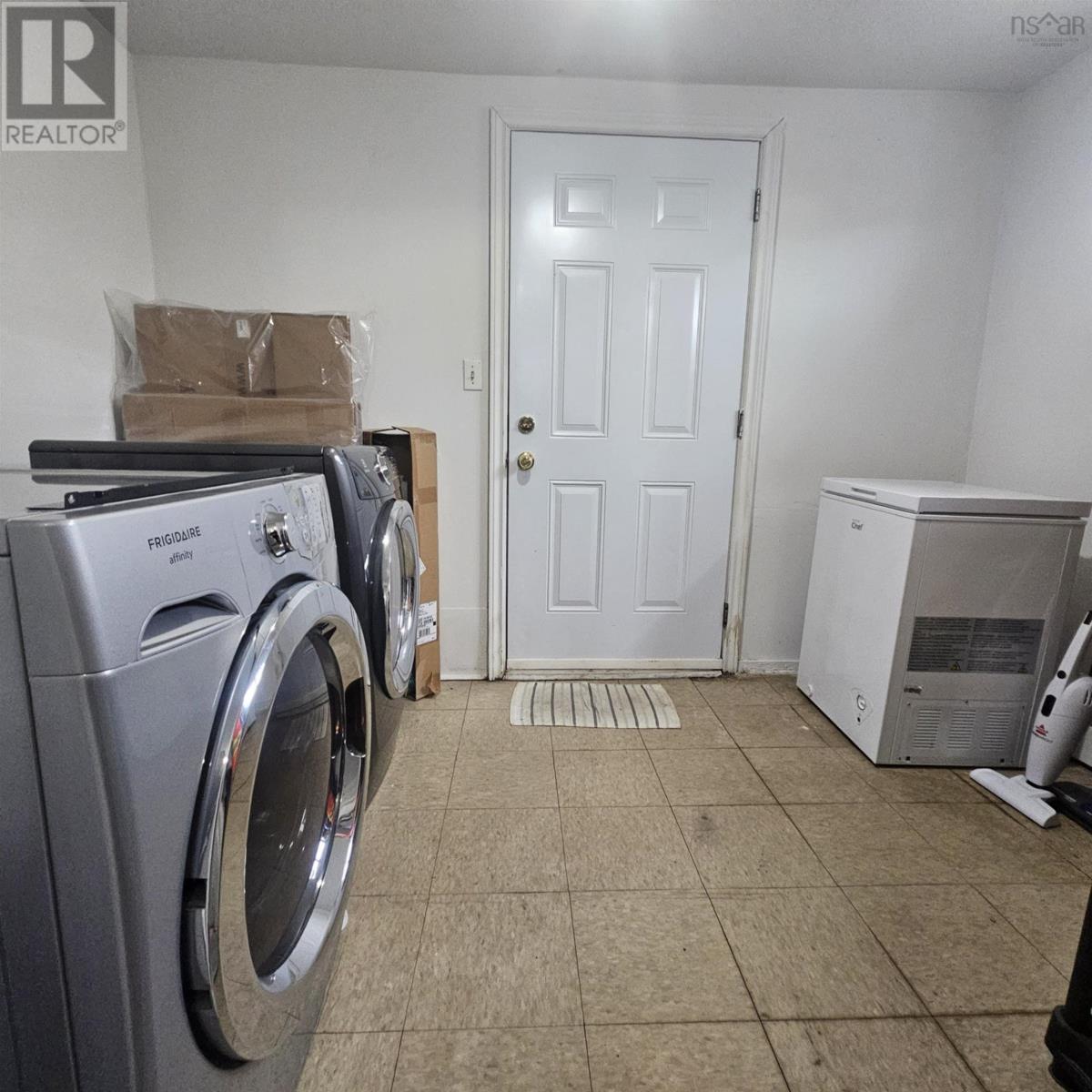 4 Spring Street, Sydney, Nova Scotia  B1P 3P2 - Photo 12 - 202525897