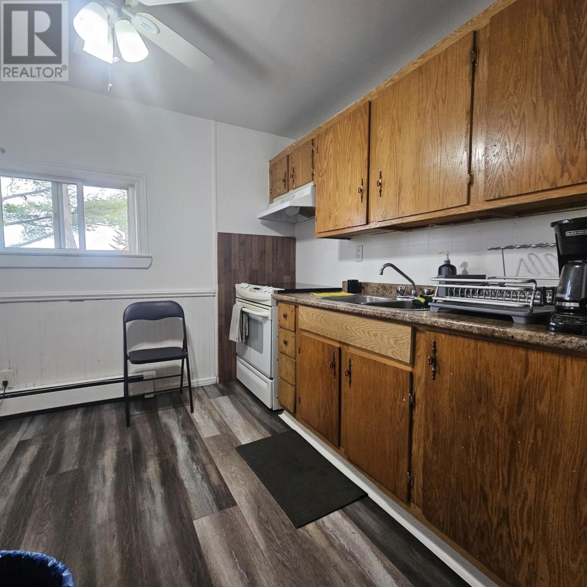 4 Spring Street, Sydney, Nova Scotia  B1P 3P2 - Photo 3 - 202525897