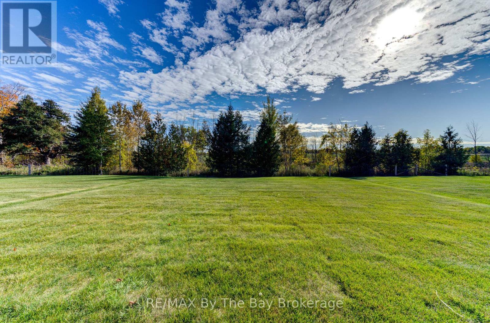 66 Amber Drive, Wasaga Beach, Ontario  L9Z 0R9 - Photo 47 - S12445614