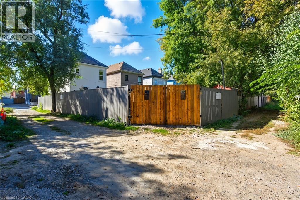 97 Francis Street, Hamilton, Ontario  L8L 3V4 - Photo 34 - 40780567