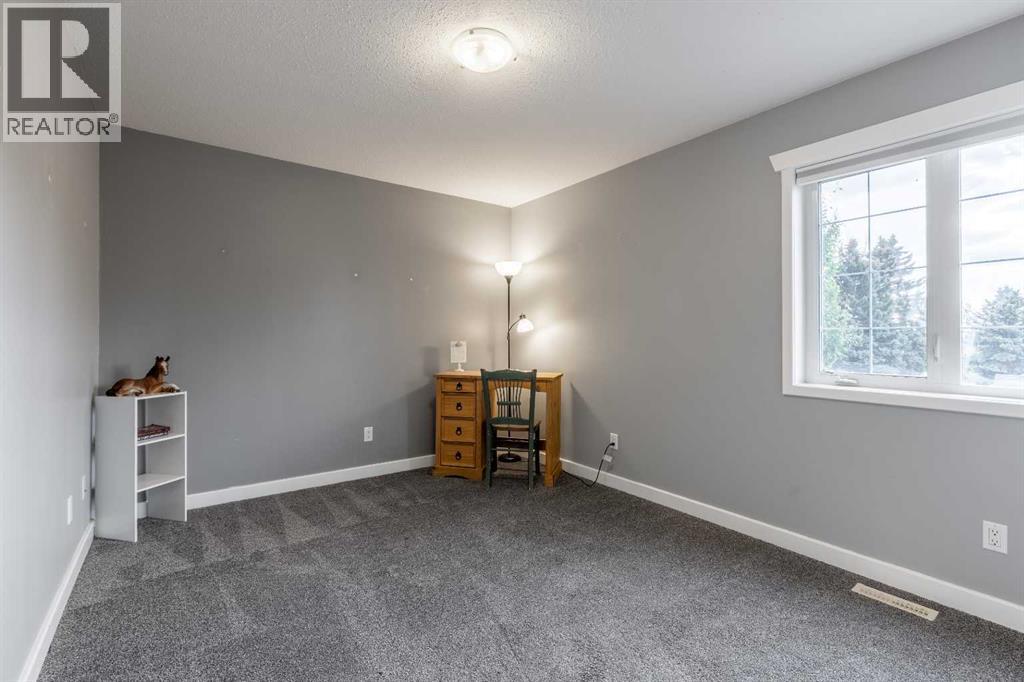 326 Stephens Avenue, Diamond City, Alberta  T0K 0T0 - Photo 14 - A2265547