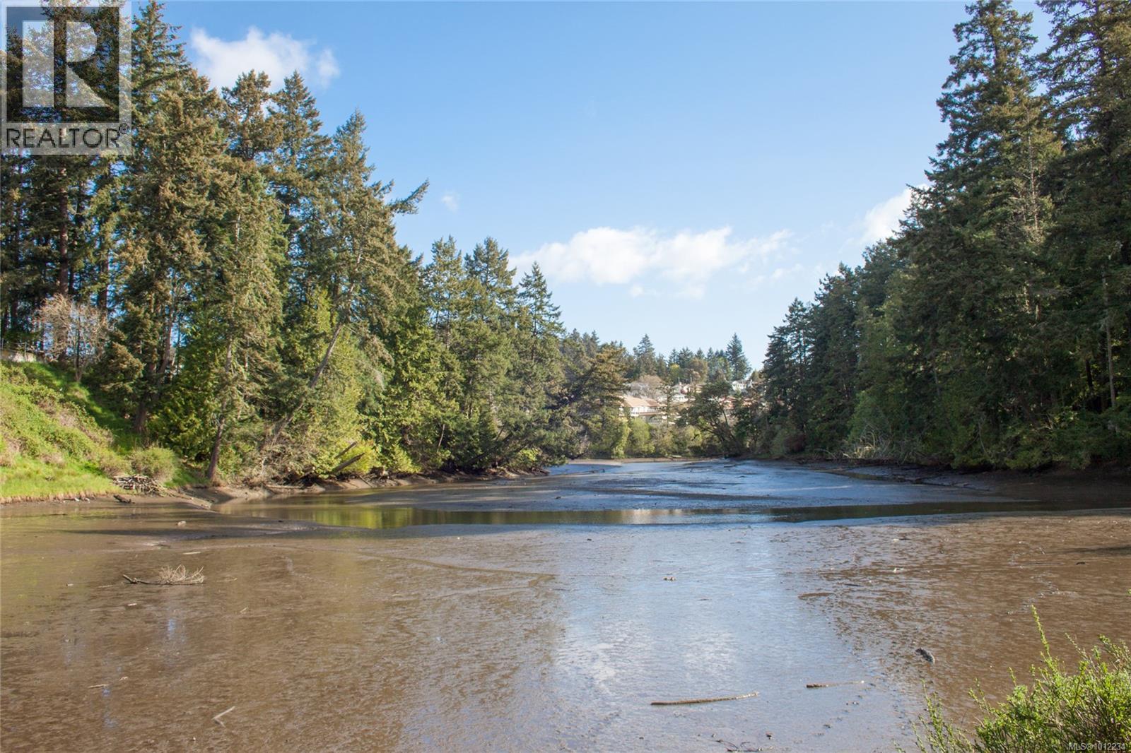 210 110 Presley Pl, View Royal, British Columbia  V9B 0H5 - Photo 40 - 1012234