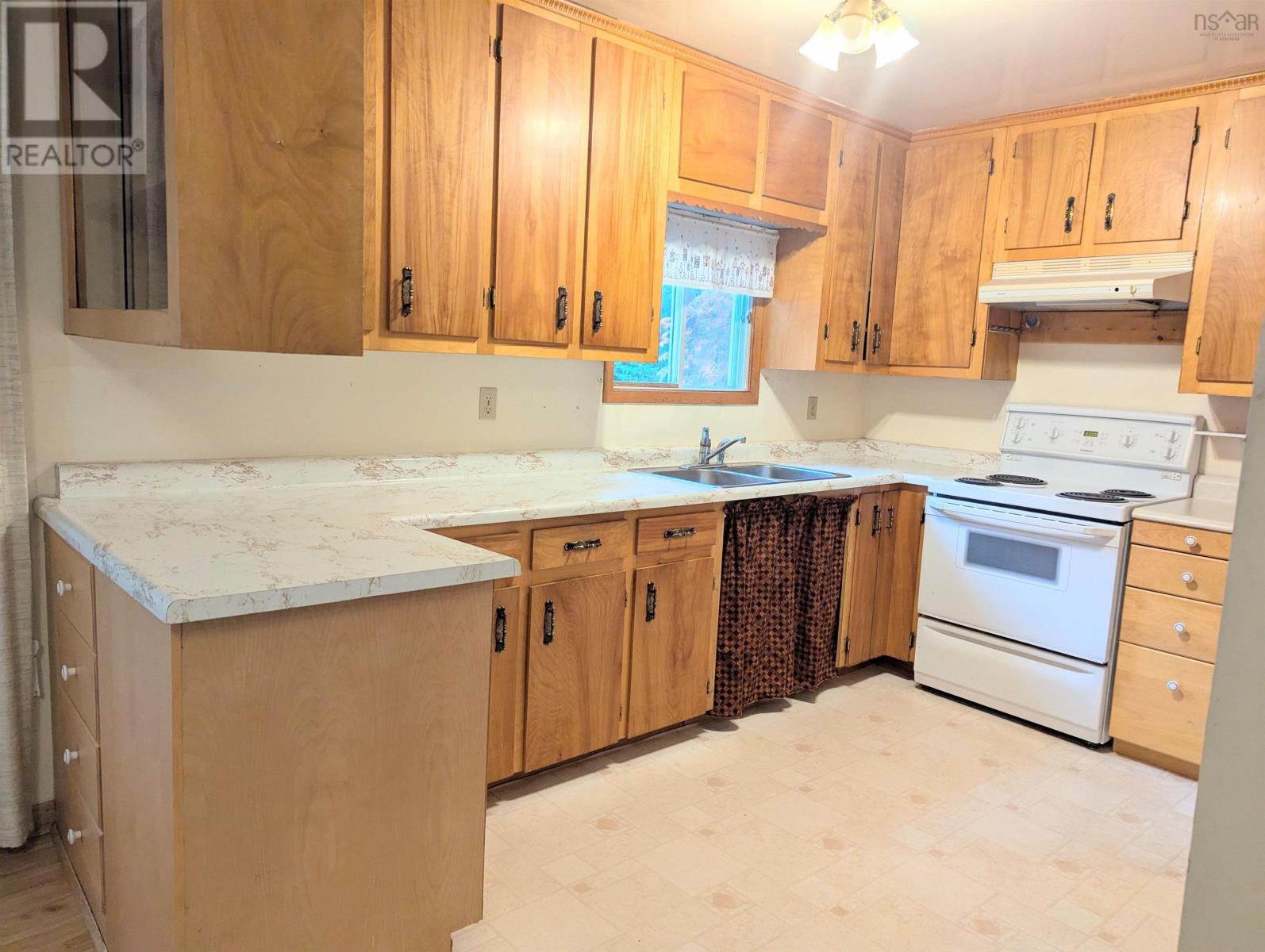 984 Herring Cove Road, Herring Cove, Nova Scotia  B3R 1Z6 - Photo 5 - 202526206