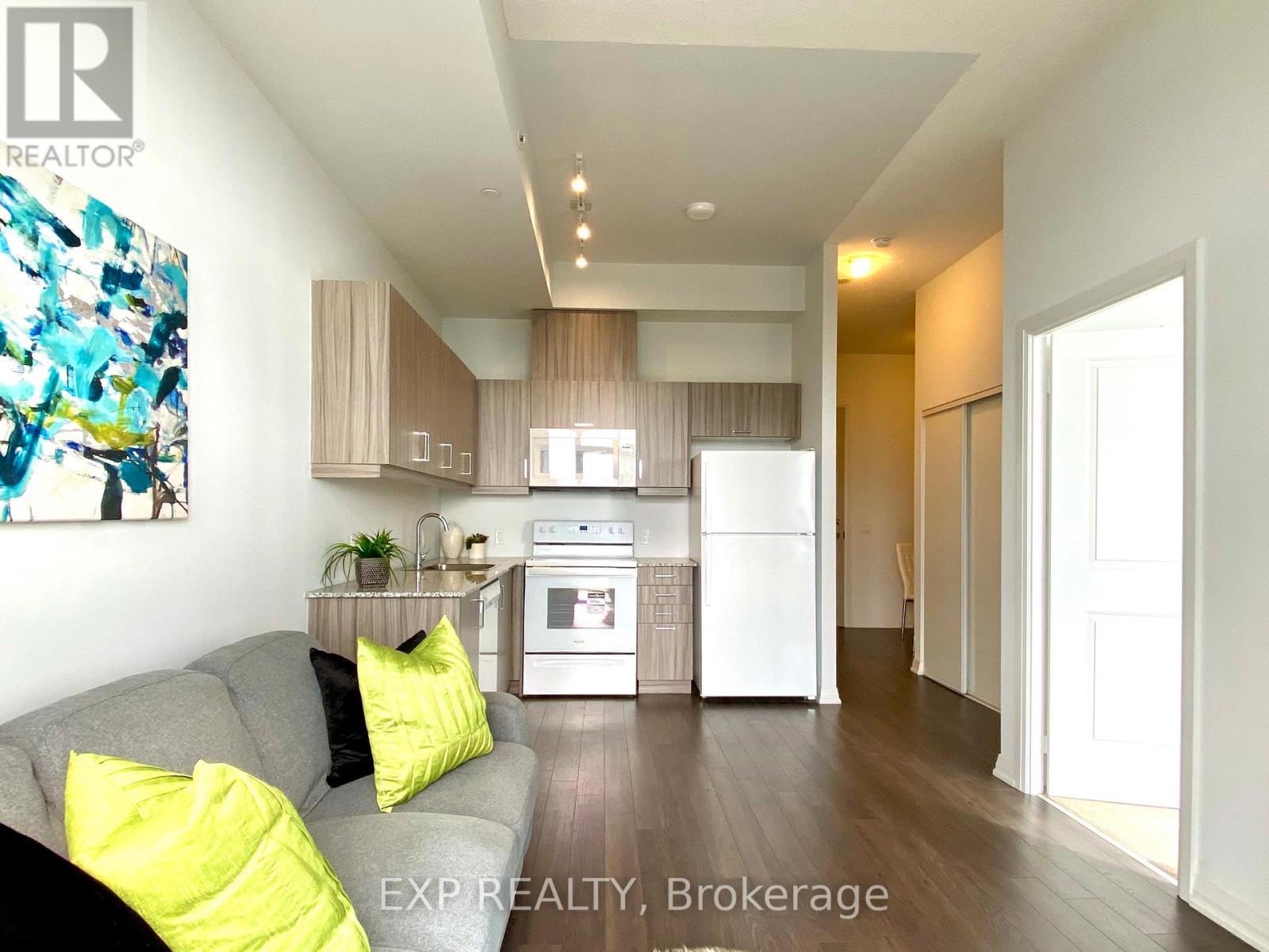 2703 - 30 Meadowglen Place, Toronto, Ontario  M1G 0A6 - Photo 10 - E12471710
