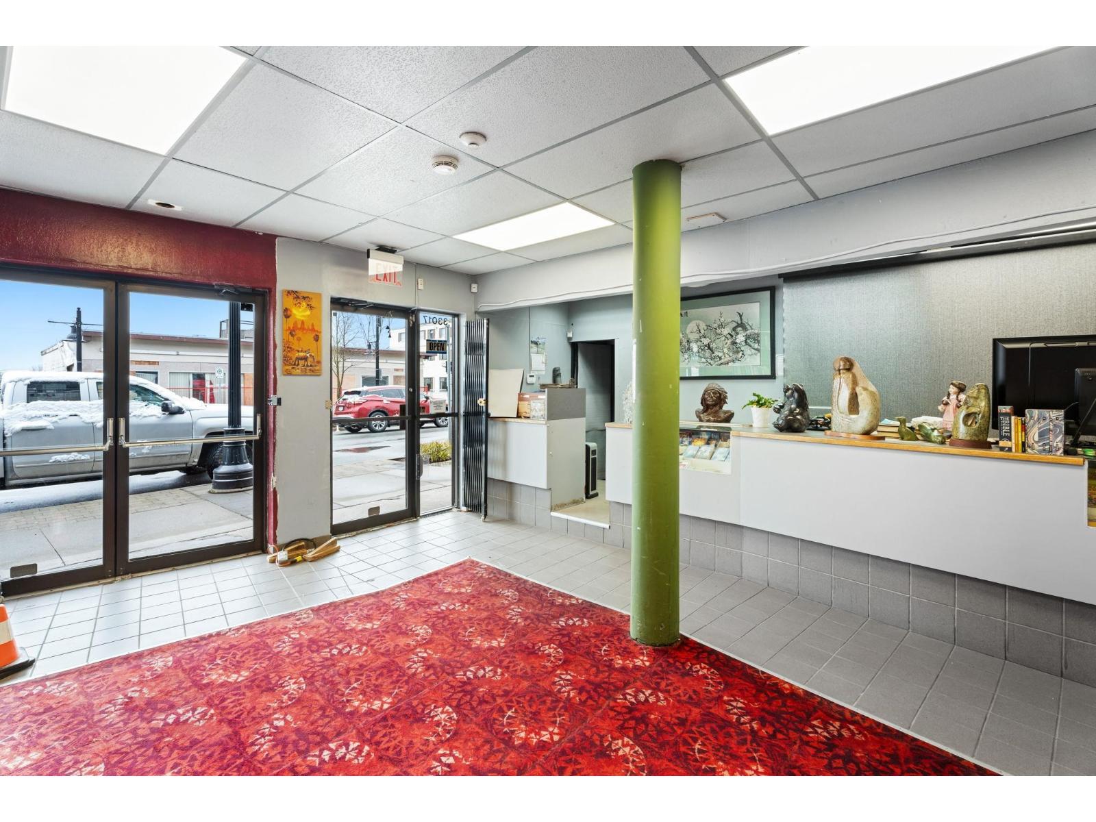 33017 1 Avenue, Mission, British Columbia  V2V 1G2 - Photo 4 - C8073118