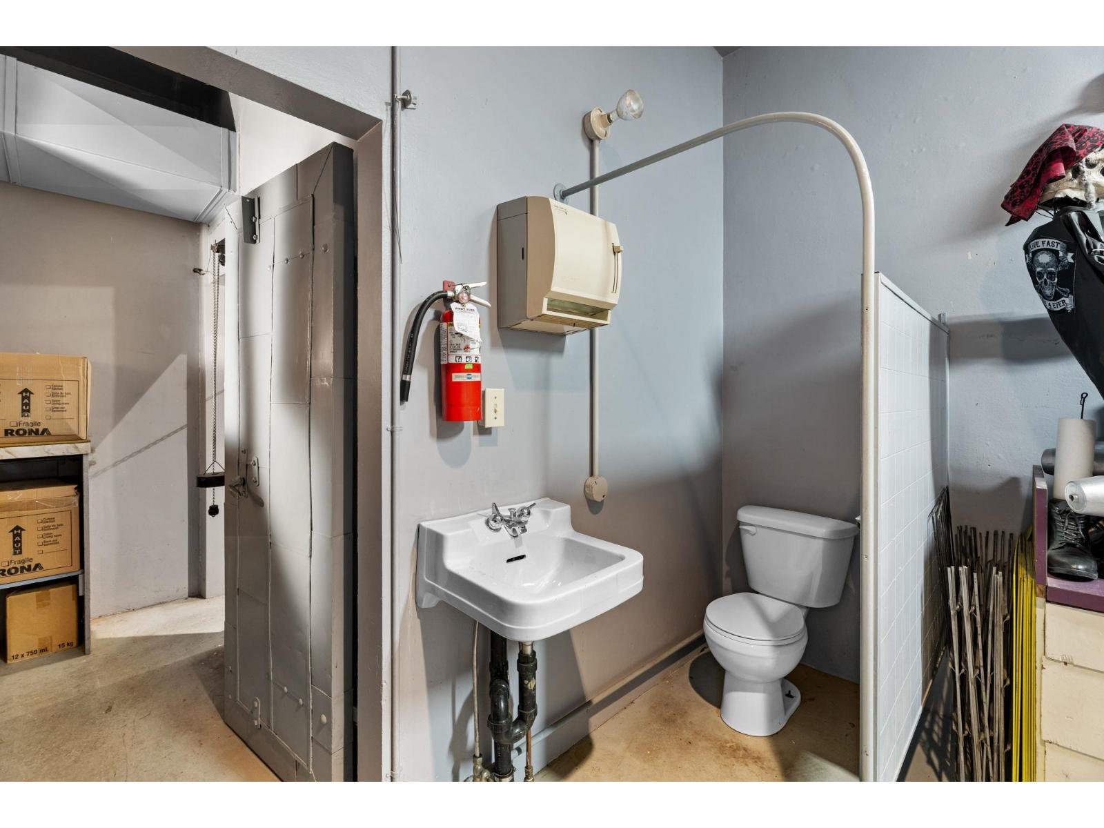 33017 1 Avenue, Mission, British Columbia  V2V 1G2 - Photo 22 - C8073118