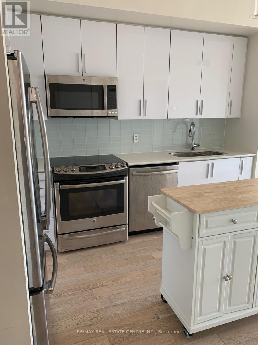 3510 - 2212 Lakeshore Boulevard W, Toronto, Ontario  M8V 1B4 - Photo 6 - W12459355