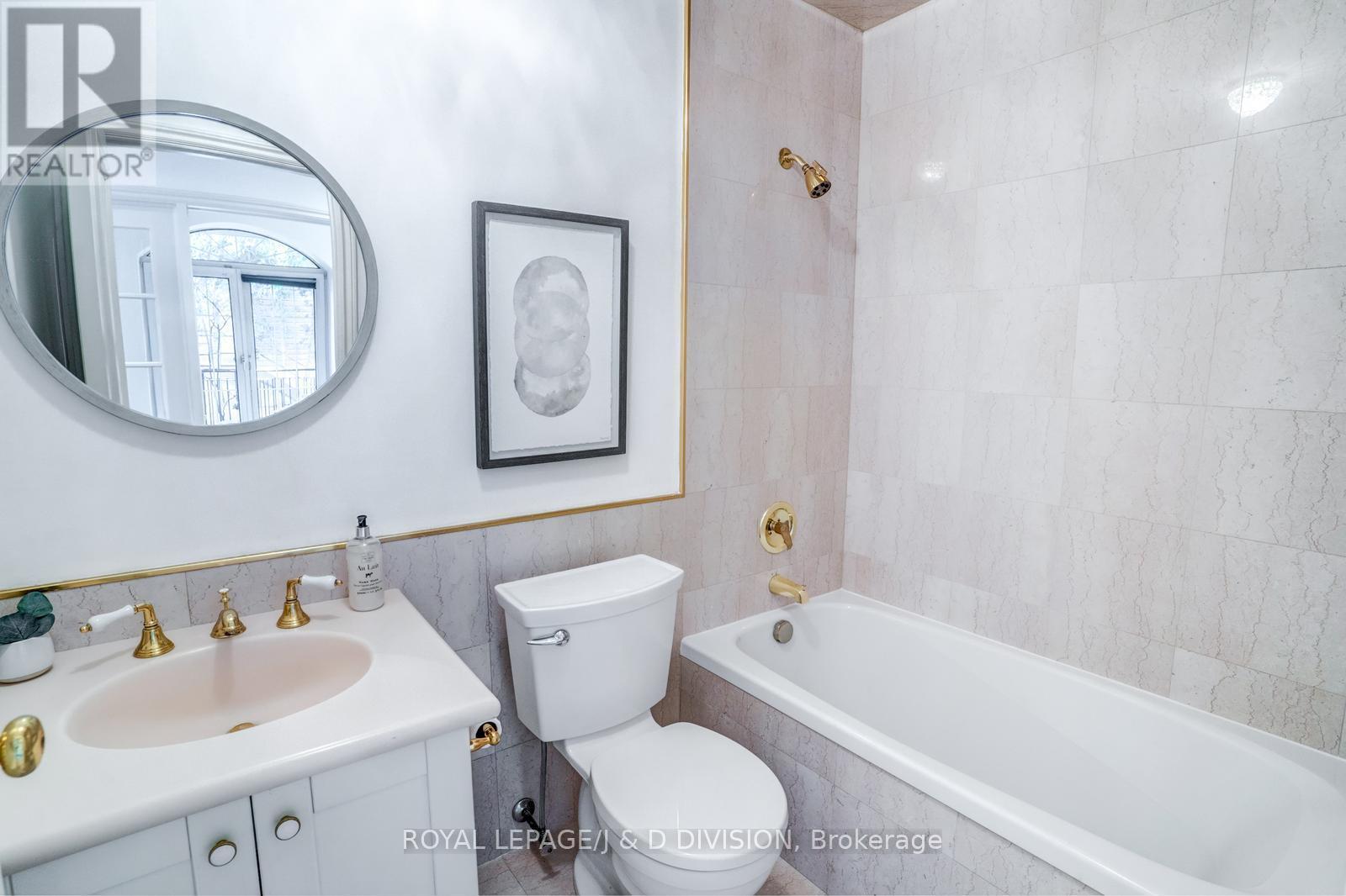 202b - 2 Doncliffe Place, Toronto, Ontario  M4N 2R1 - Photo 35 - C12471867