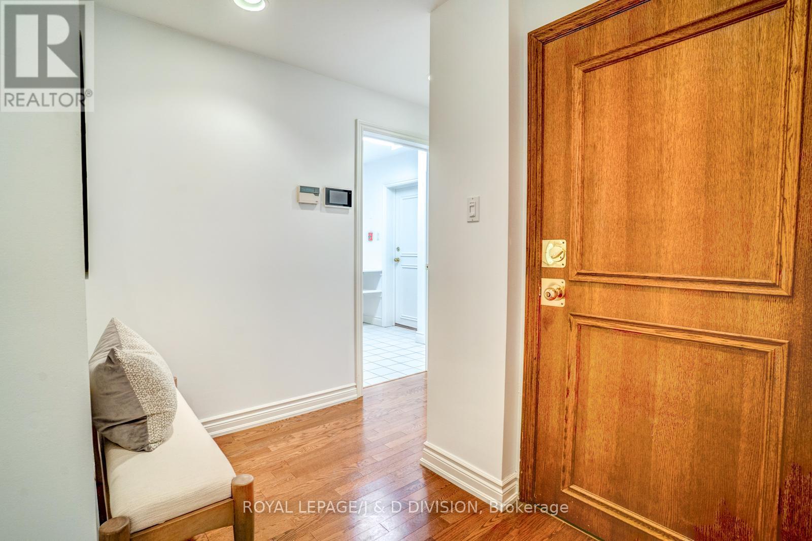 202b - 2 Doncliffe Place, Toronto, Ontario  M4N 2R1 - Photo 38 - C12471867