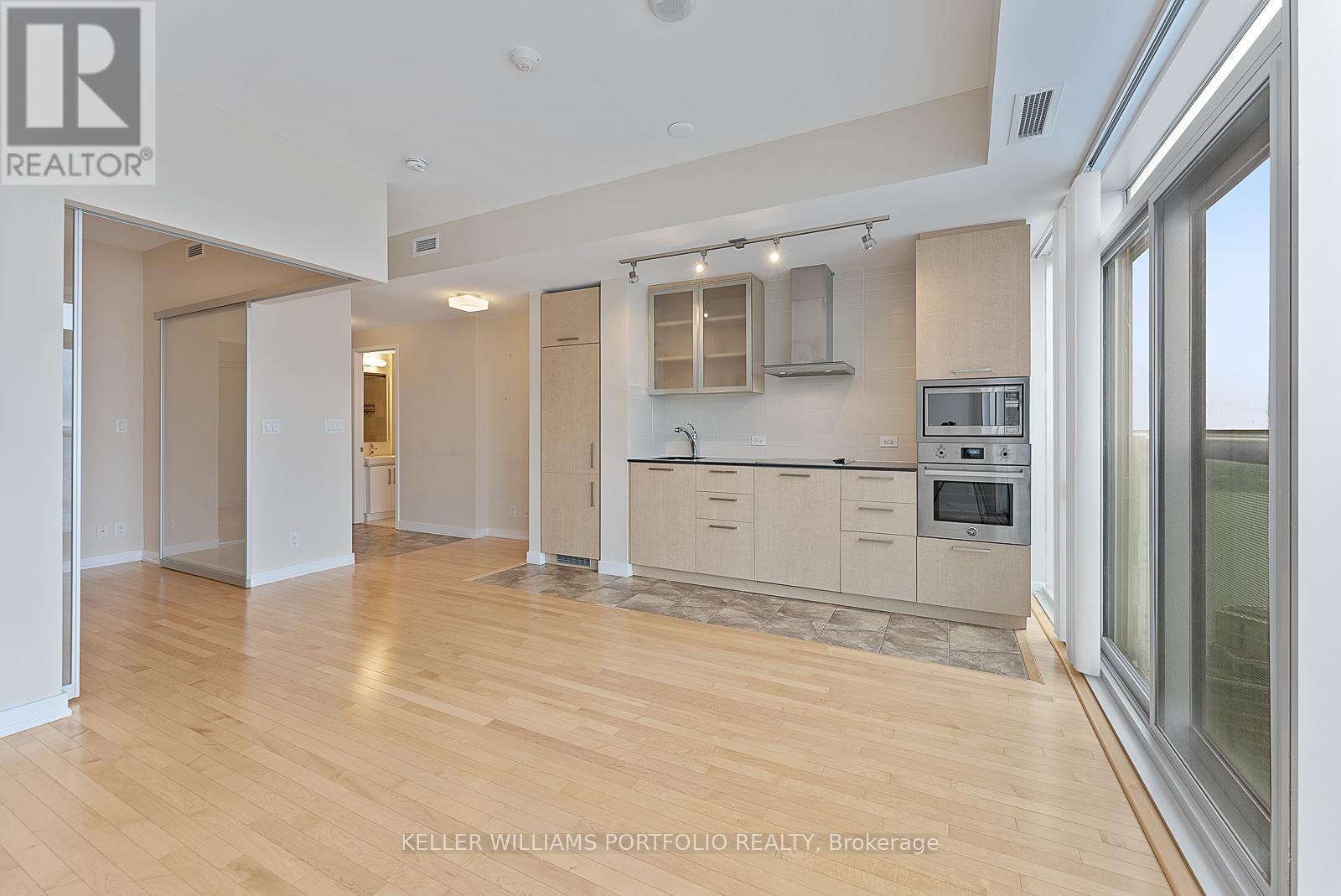 4205 - 12 York Street, Toronto, Ontario  M5J 0A9 - Photo 11 - C12471877