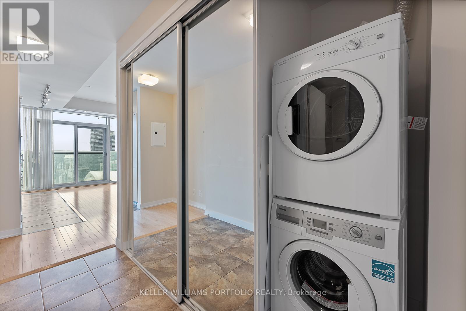 4205 - 12 York Street, Toronto, Ontario  M5J 0A9 - Photo 19 - C12471877