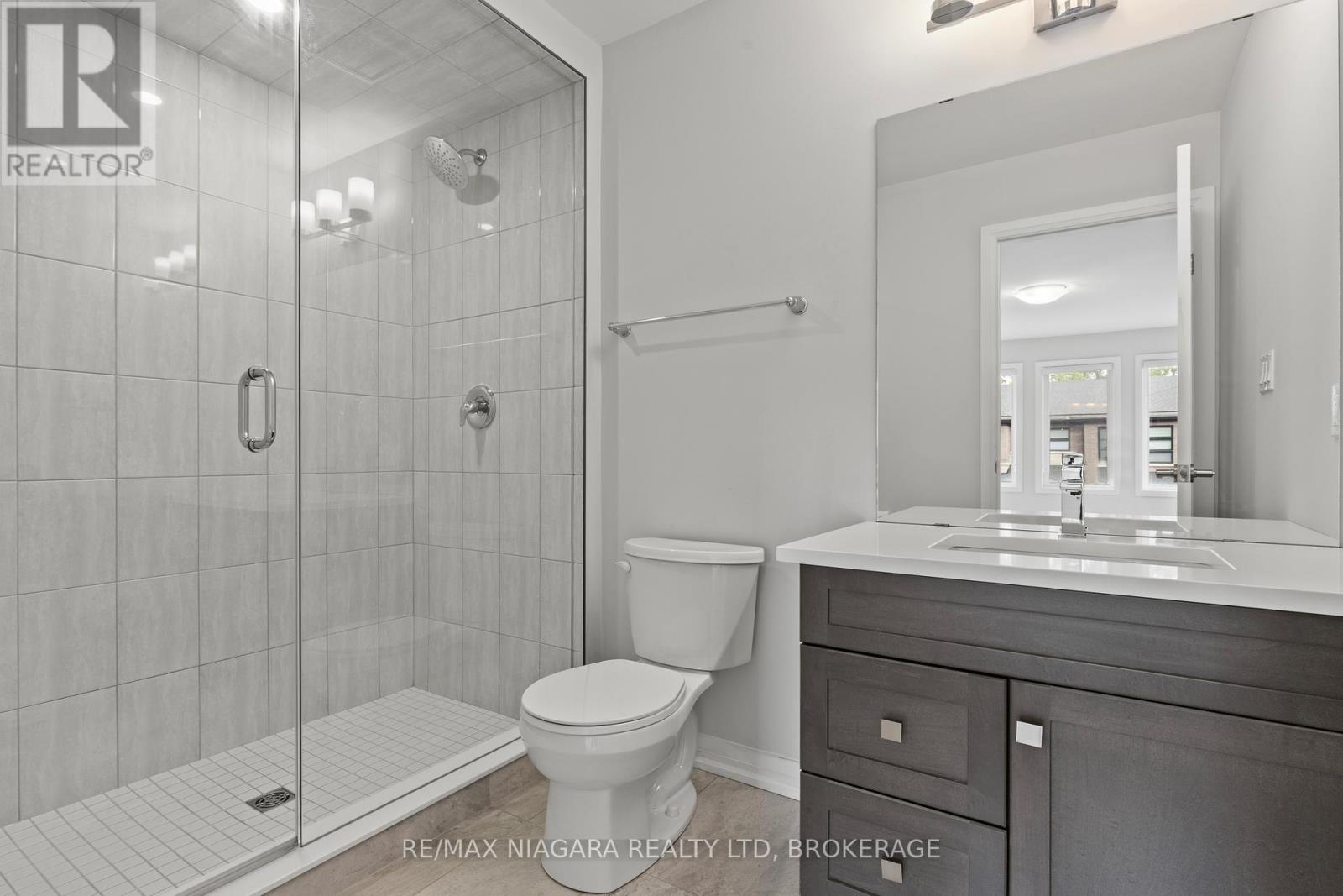 23 - 4552 Portage Road, Niagara Falls, Ontario  L2E 6A8 - Photo 16 - X12471973