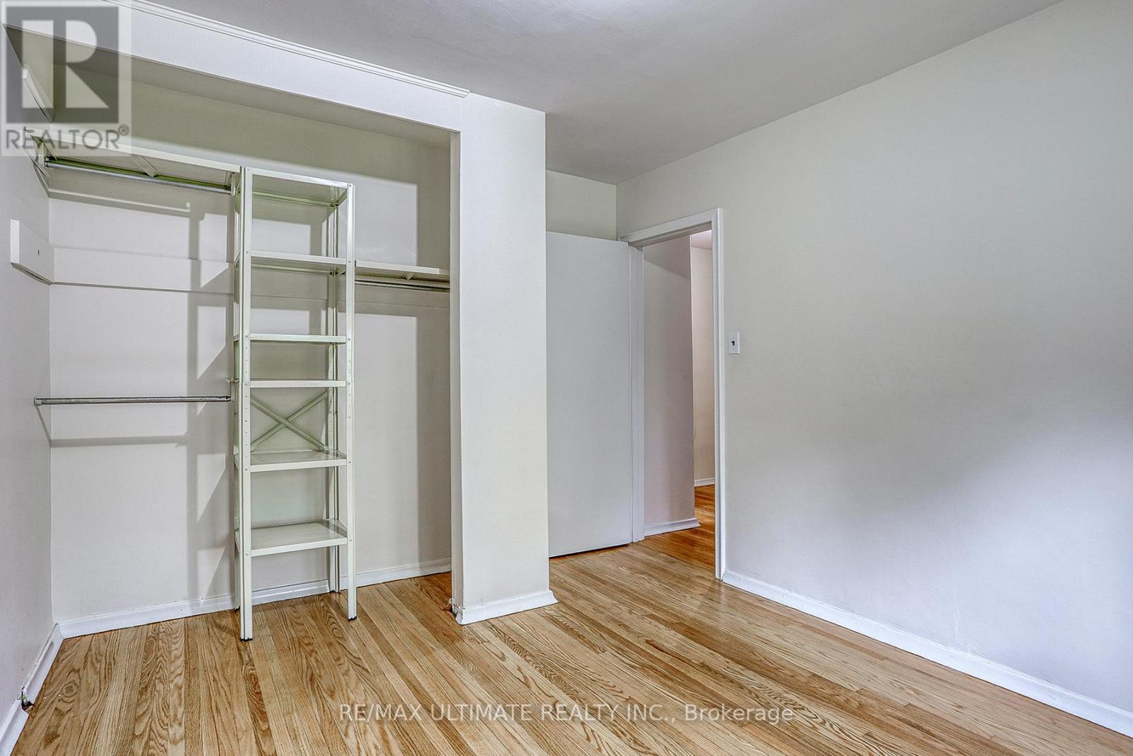 40 Treverton Drive, Toronto, Ontario  M1K 3S6 - Photo 17 - E12471826