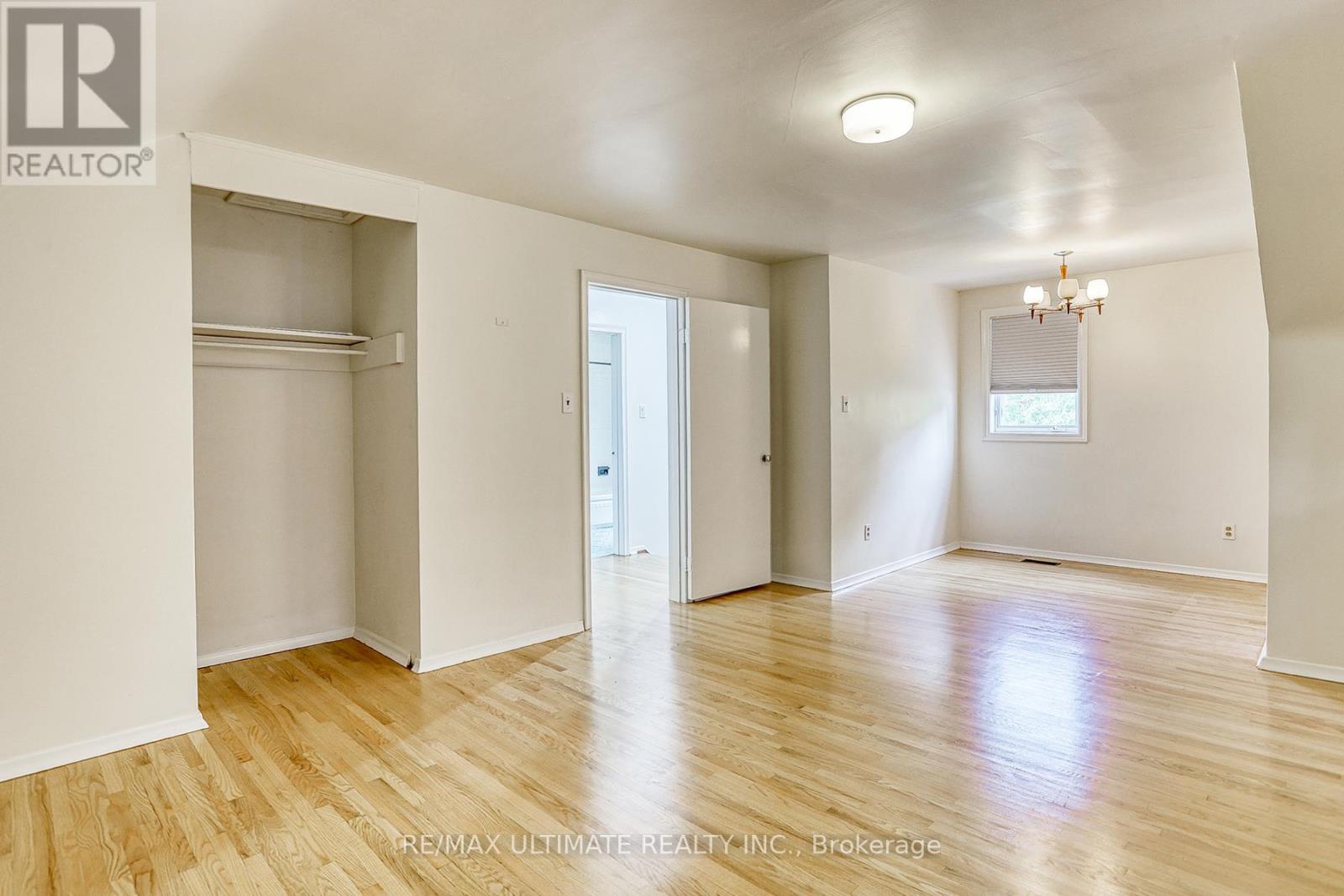 40 Treverton Drive, Toronto, Ontario  M1K 3S6 - Photo 19 - E12471826