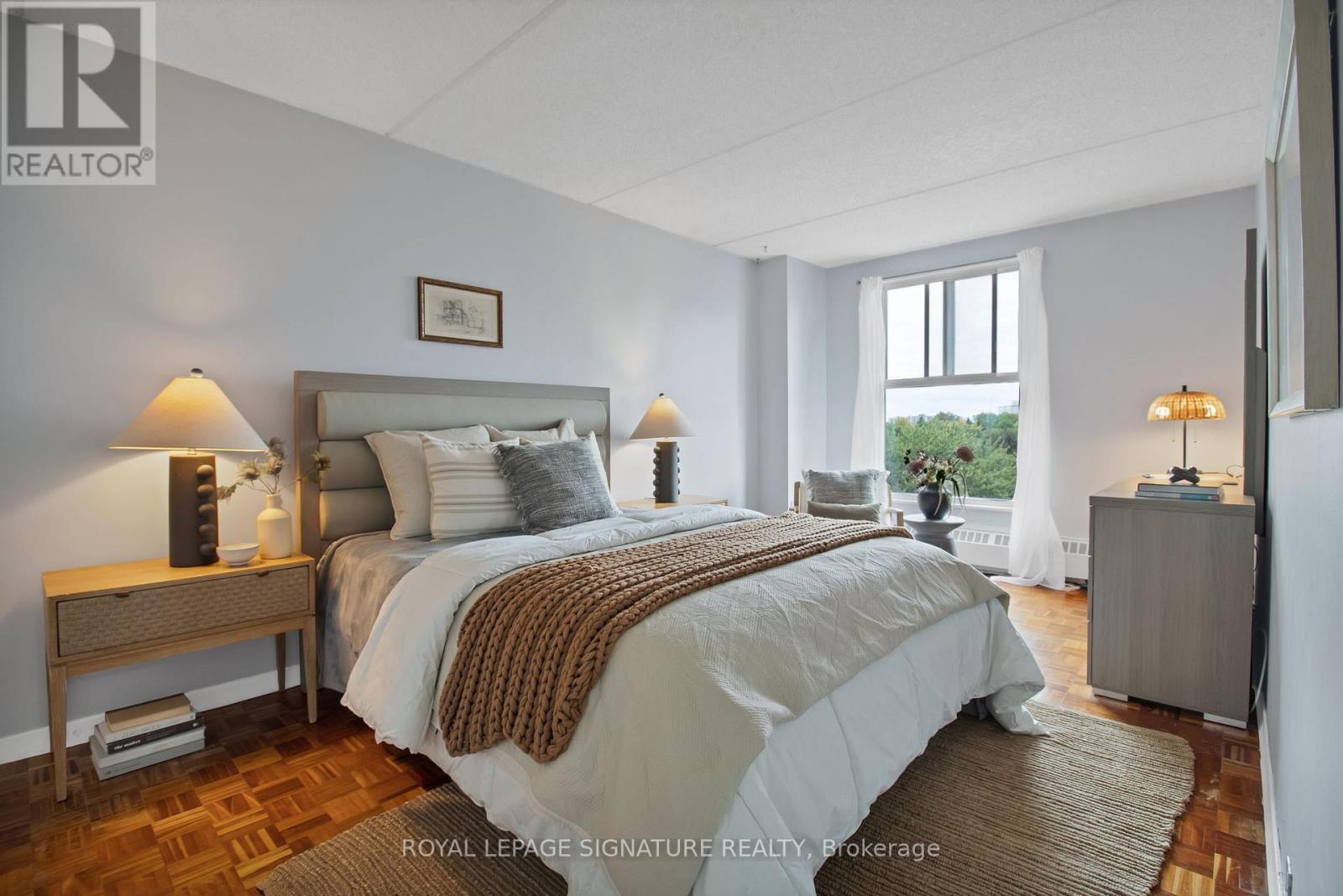802 - 2 GLAMORGAN AVENUE, Toronto, Ontario
