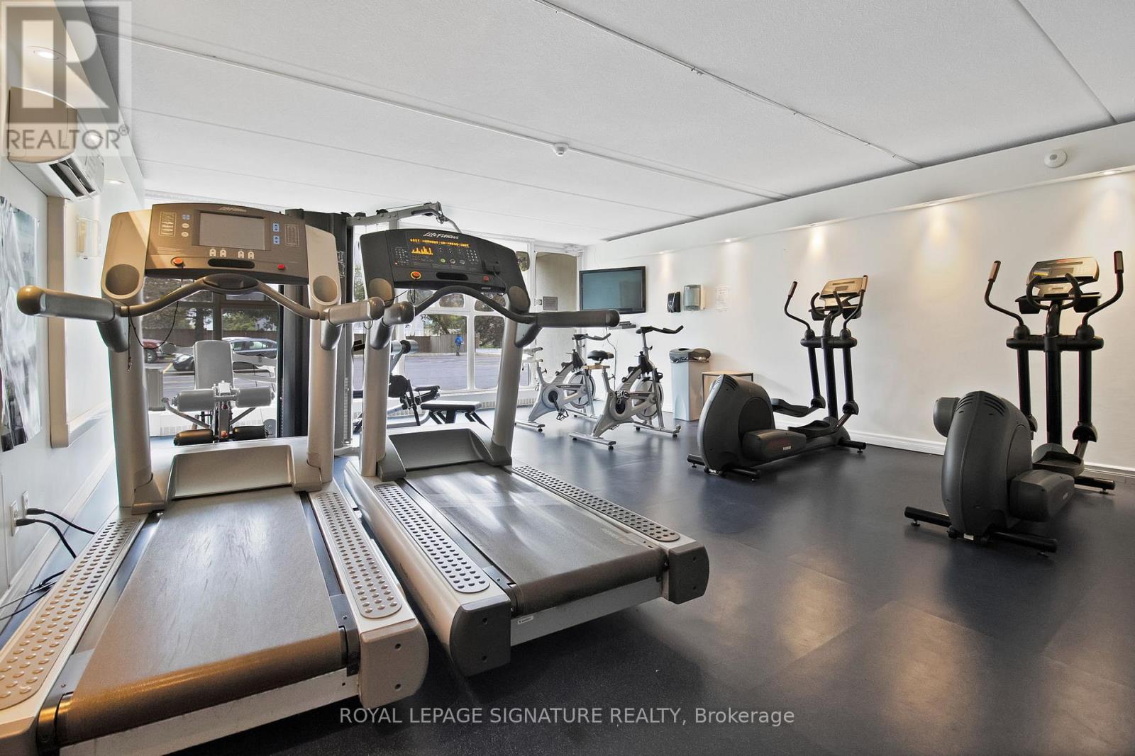 802 - 2 Glamorgan Avenue, Toronto, Ontario  M1P 2M8 - Photo 18 - E12471833