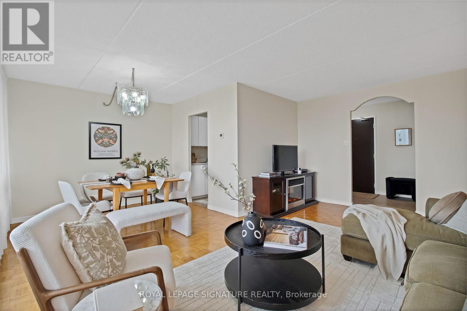 802 - 2 Glamorgan Avenue, Toronto, Ontario  M1P 2M8 - Photo 8 - E12471833