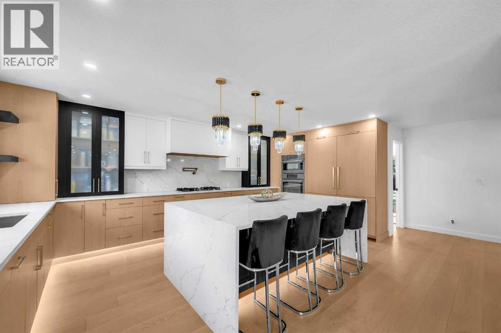 4239 Vauxhall Crescent Nw, Calgary, Alberta  T3A 0X8 - Photo 5 - A2265706